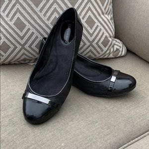 Giani Bernini Black Wedges